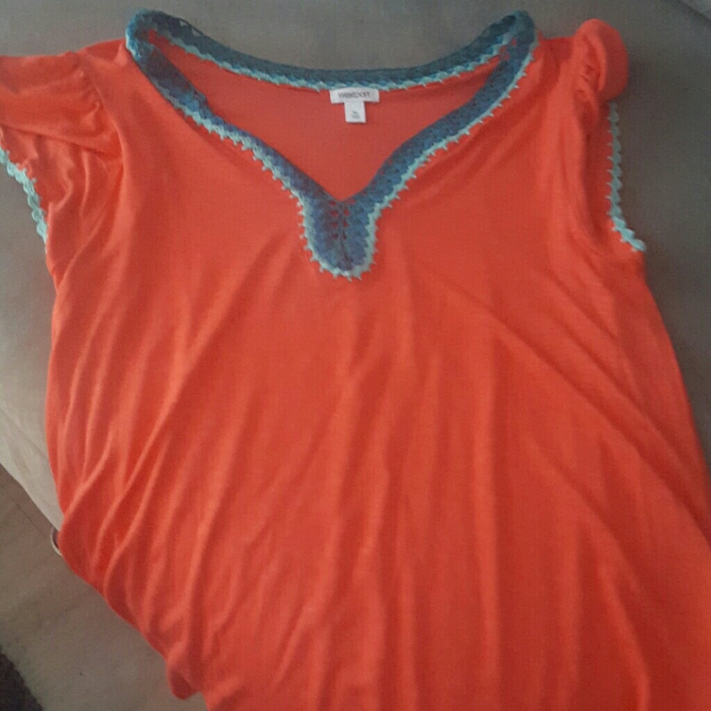 2/$10 Tops